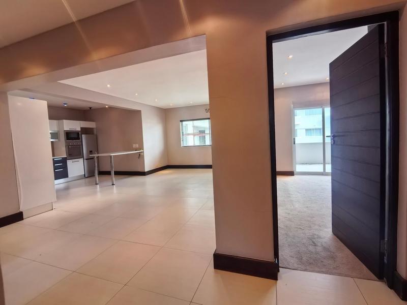 To Let 2 Bedroom Property for Rent in Sea Point Western Cape